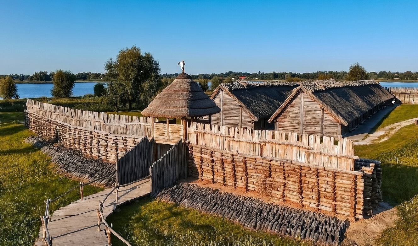 Biskupin Poland: 2700-Year-Old Fortified Settlement Guide